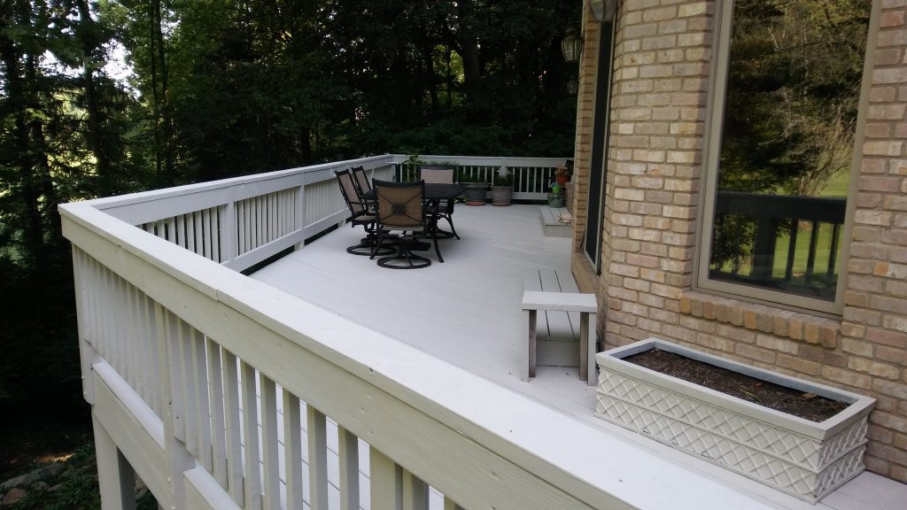Deck Staining Company in Kettering Ohio Fence Staining Company