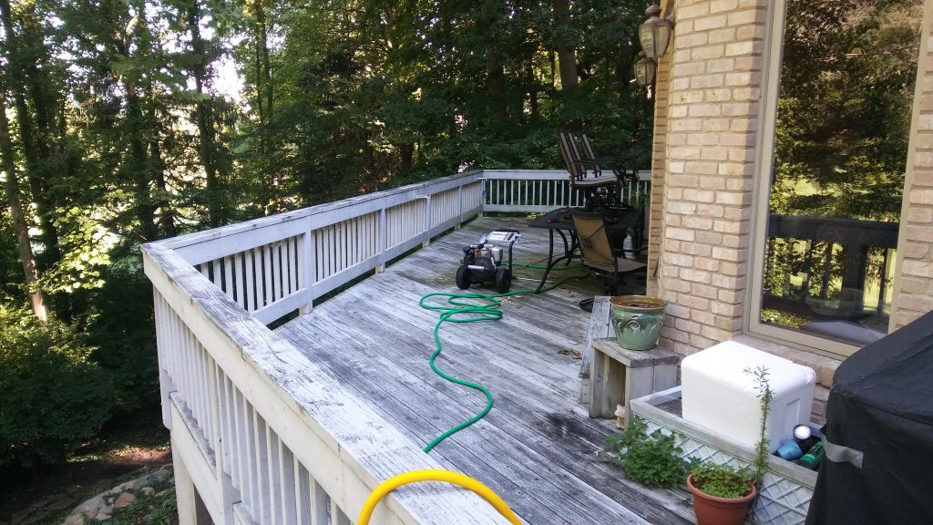 Deck Staining Company in Kettering Ohio Fence Staining Company
