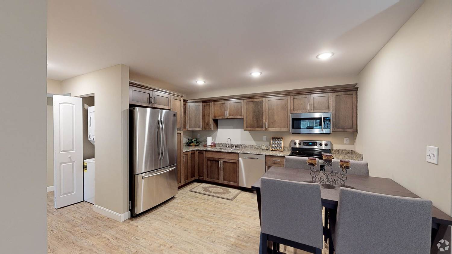 Apartments/ Residential Keyes Architects & Associates