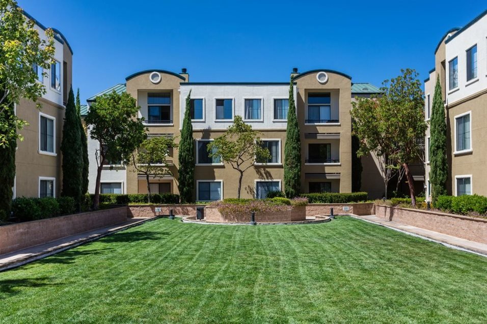 Bridgepointe Apartments Corporate ApartmentsShort Term Housing, Serviced, & More Key Housing