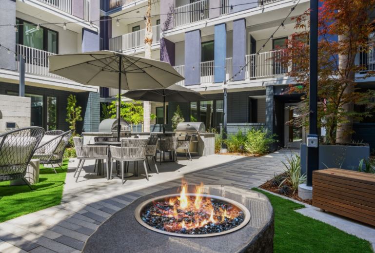 Graham at the Fields Serviced Rental, Extended Stay, Furnished Housing