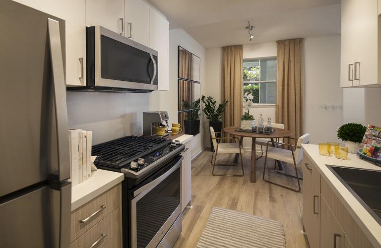 Hamptons at Cupertino Extended Stay Rental, Furnished Apartments