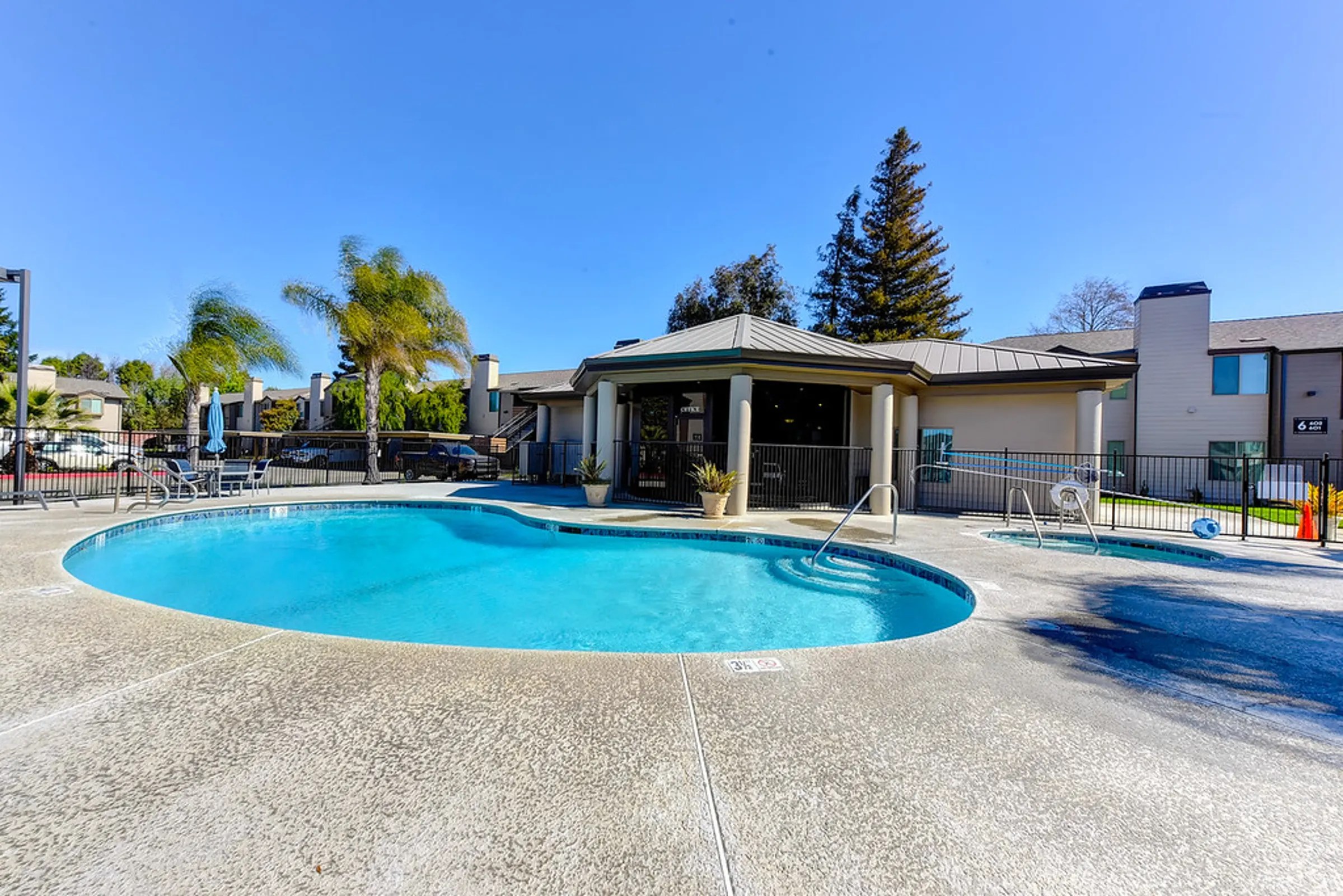 The Fountains Corporate Rental, Furnished Apartment, Short Term