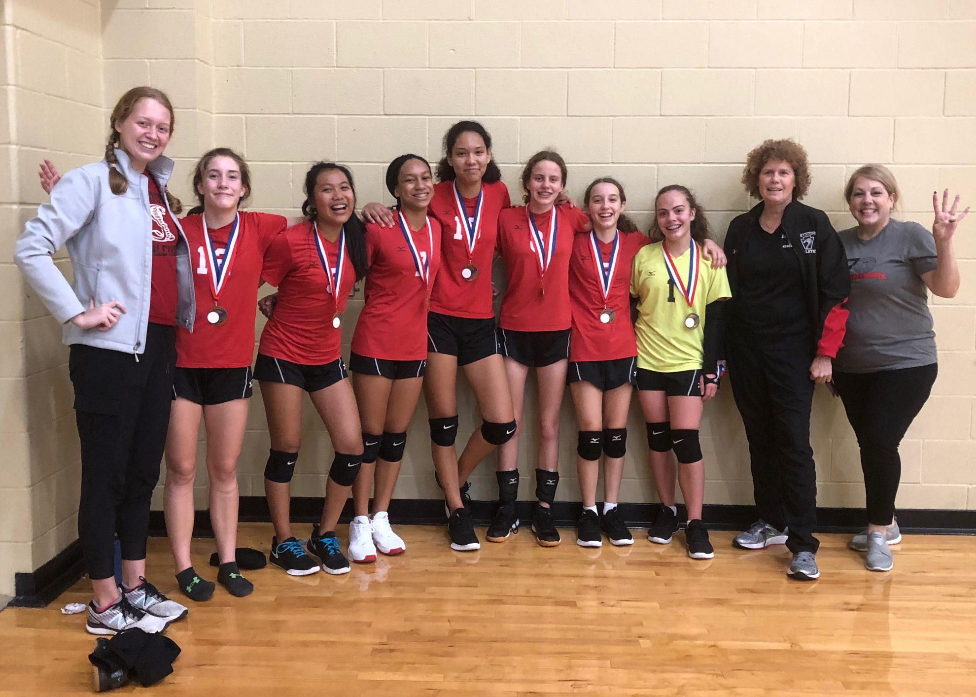 Middle School volleyball goes undefeated four years in a row Keystone