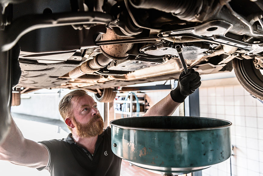 🔧 Ölwechsel KFZWerkstatt Bielefeld in Delmenhorst 🚗