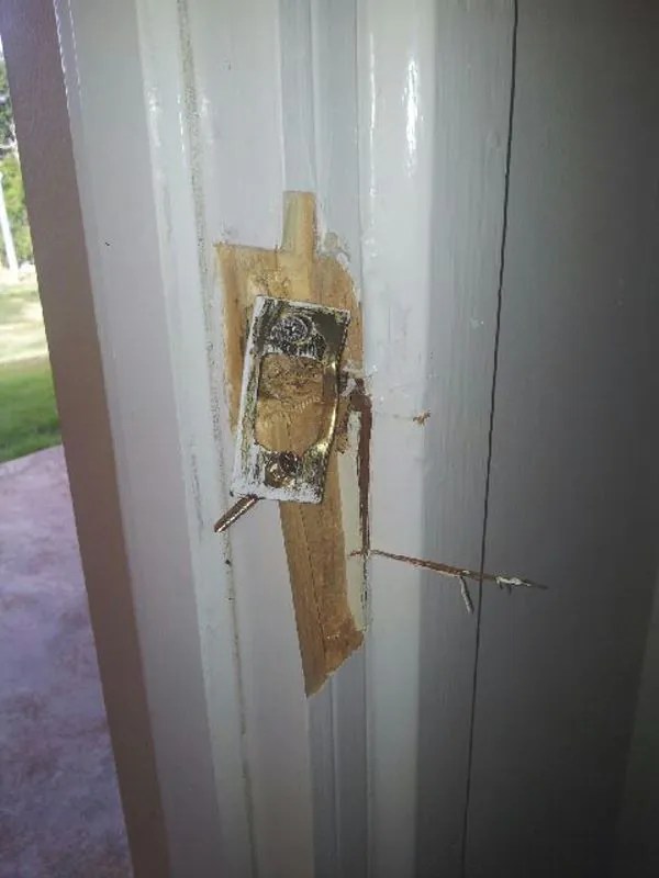 broken door lock repairs brisbane