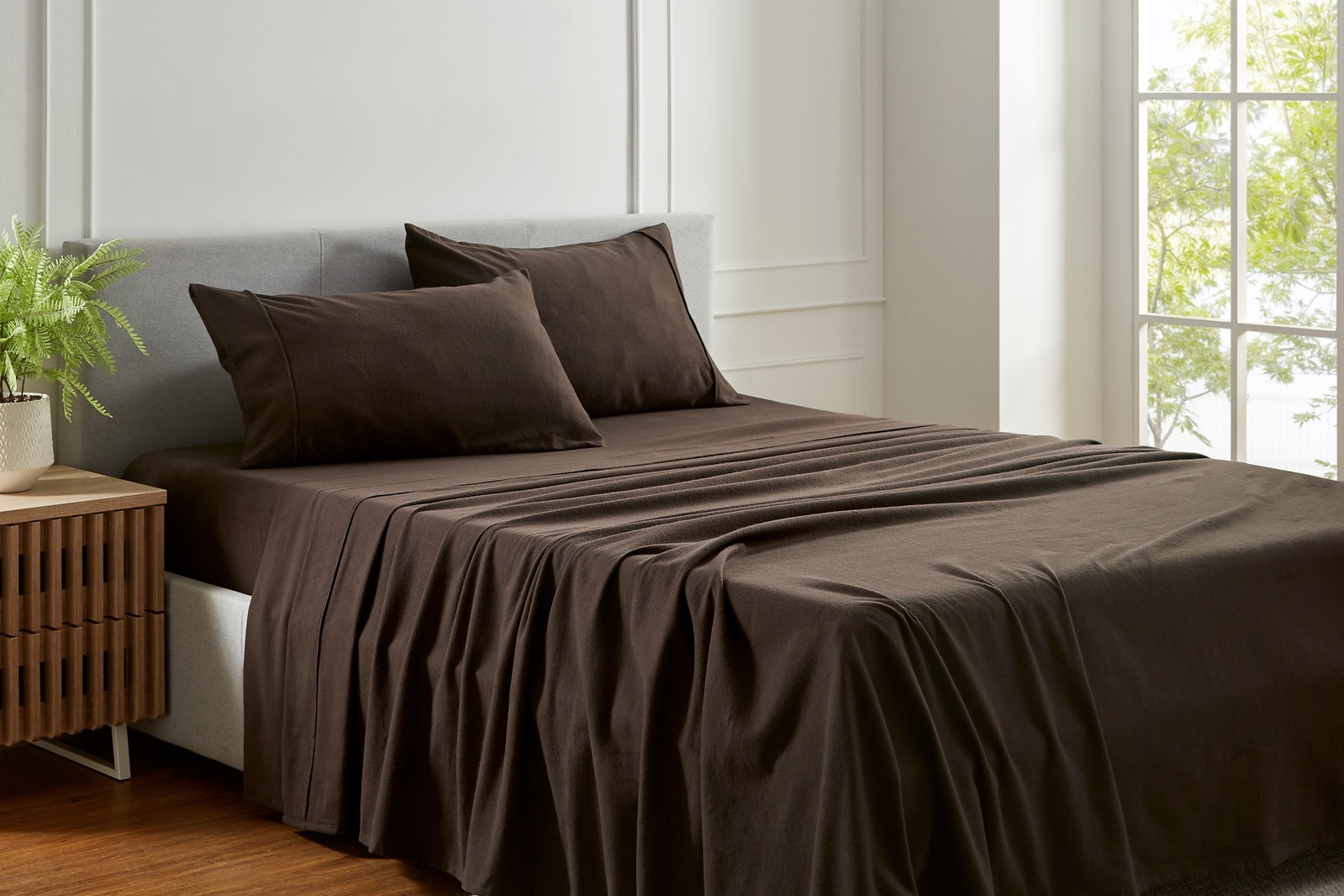 Ovela 150GSM Cotton Flannelette Bed Sheet Set Single Chocolate