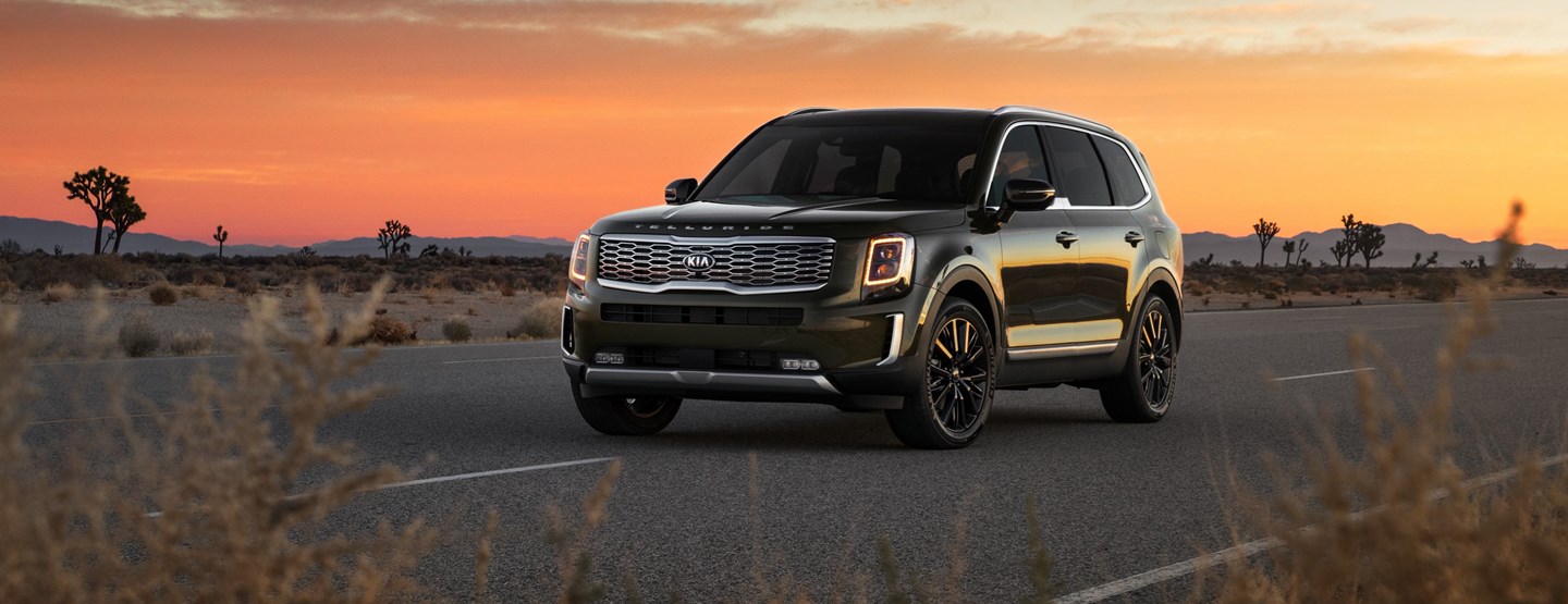 2020 KIA TELLURIDE EARNS TWO TOP HONORS IN KELLEY BLUE BOOK’S BEST BUY