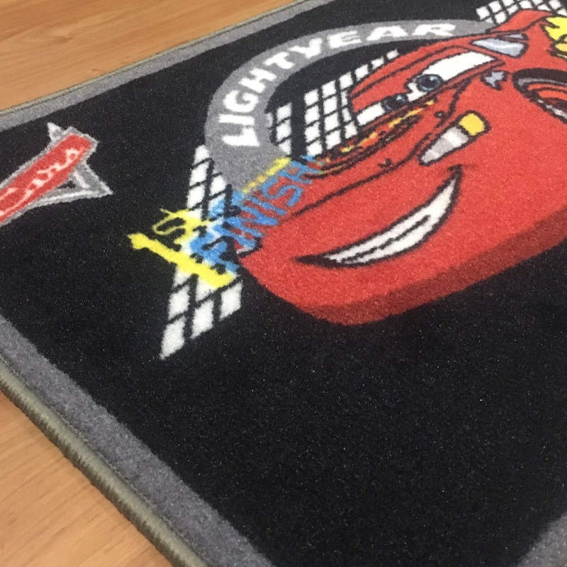 Cars 2 Rug Ligntning McQueen 50x75cm Kidscollections