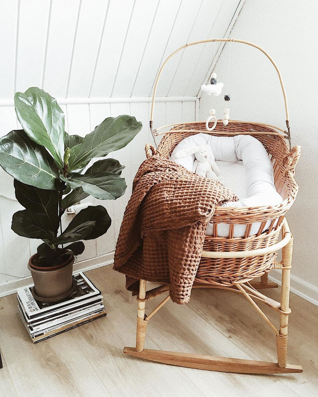 TIPS FOR BUYING A MOSES BASKET Kids Interiors