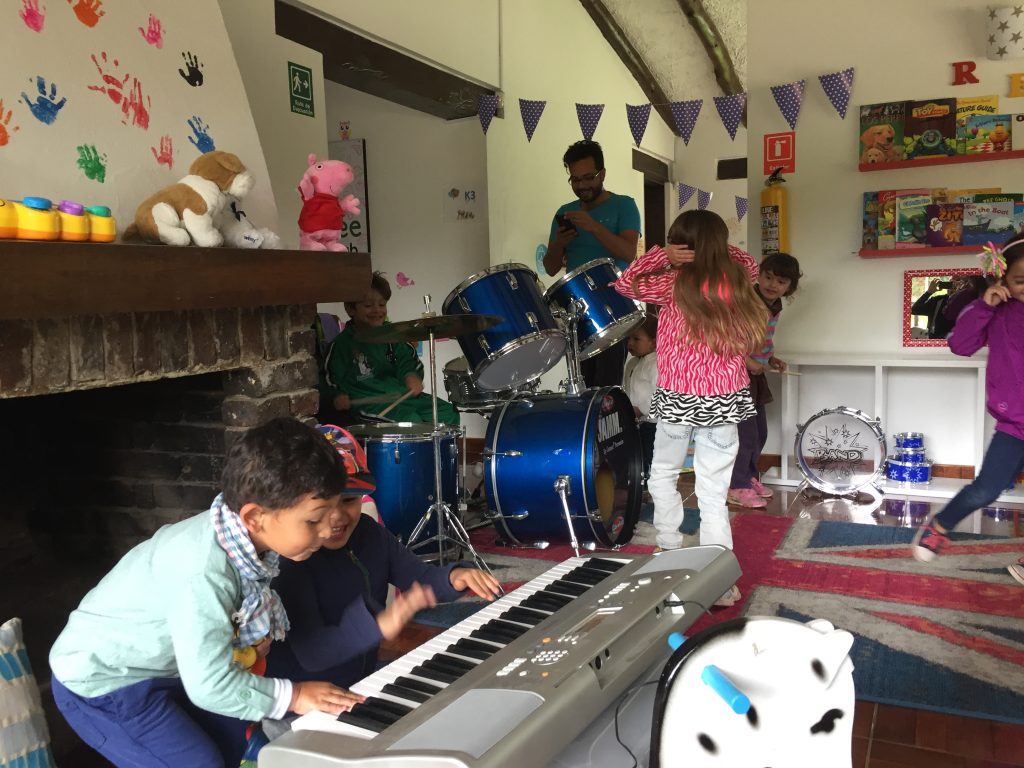 ktlc musica 04