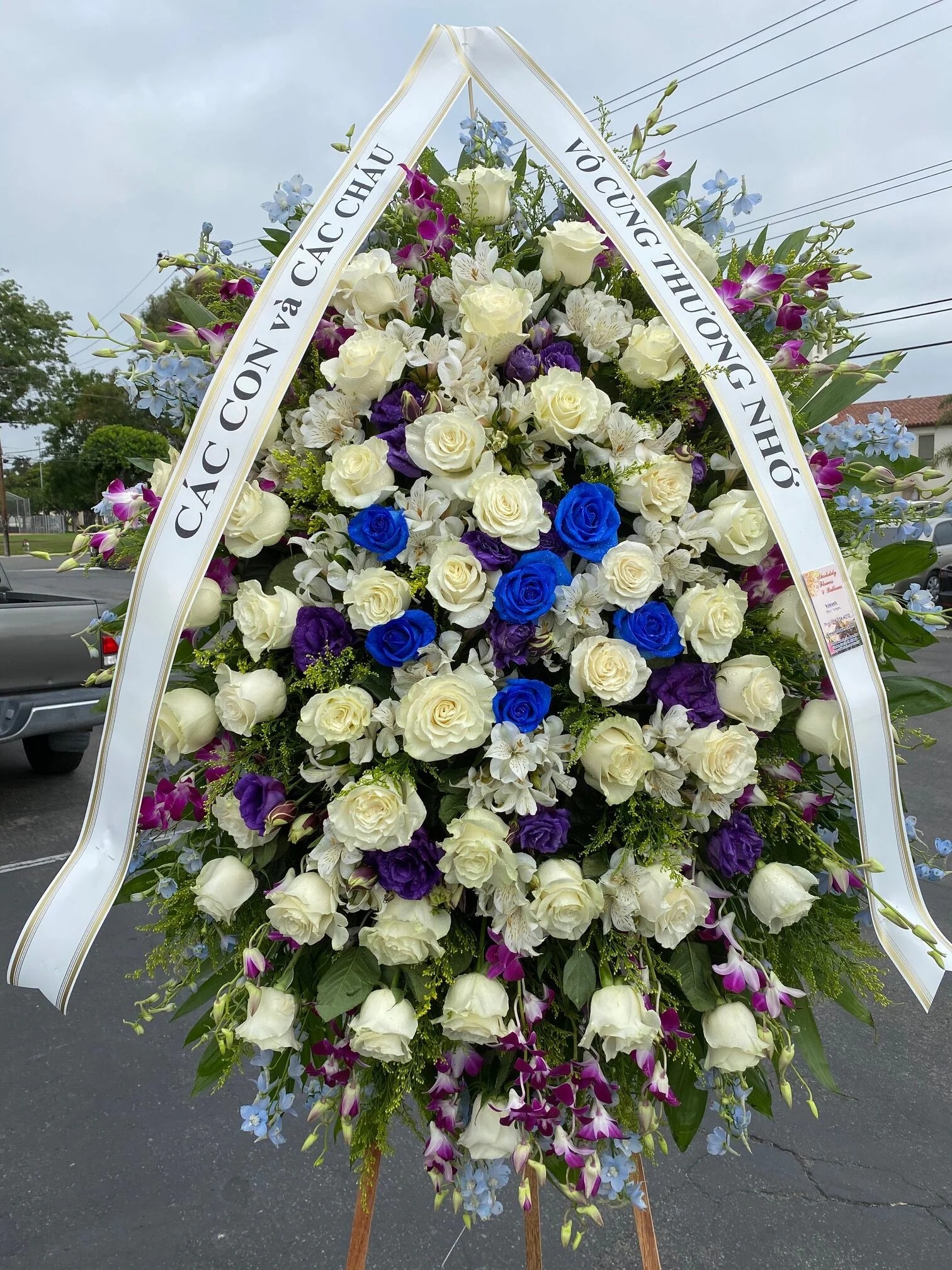 Funeral Standing Spray 12 Kimanh Flowers