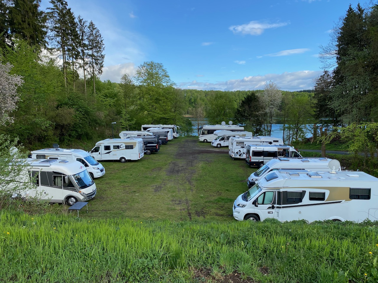 Campingplatz Pulvermaar, Gillenfeld, Eifel / Vulkaneifel Kimchi Express