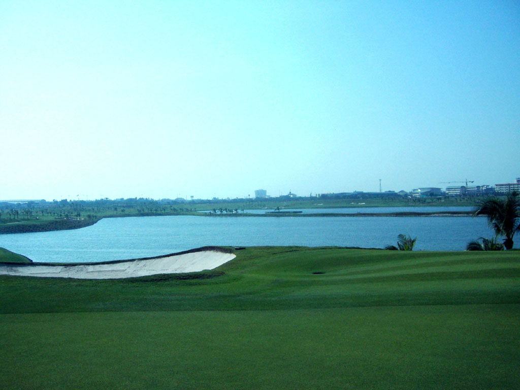 Amata Spring Country Club