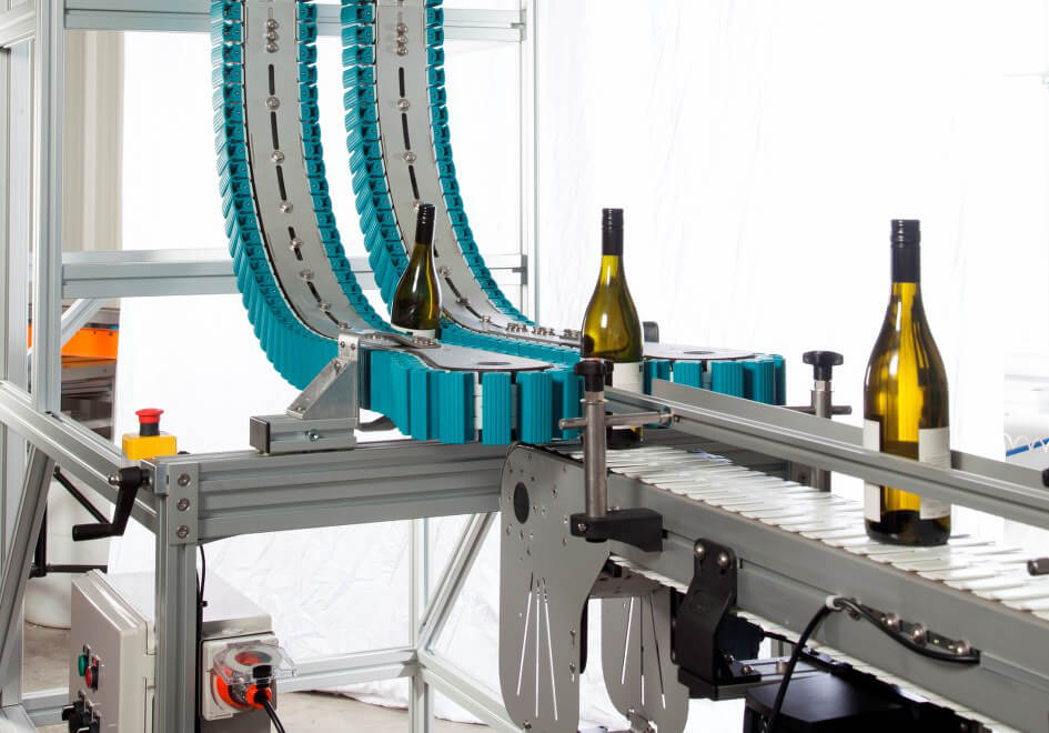 Vertical conveyor for bottles and cans,Buy Vertical conveyor for
