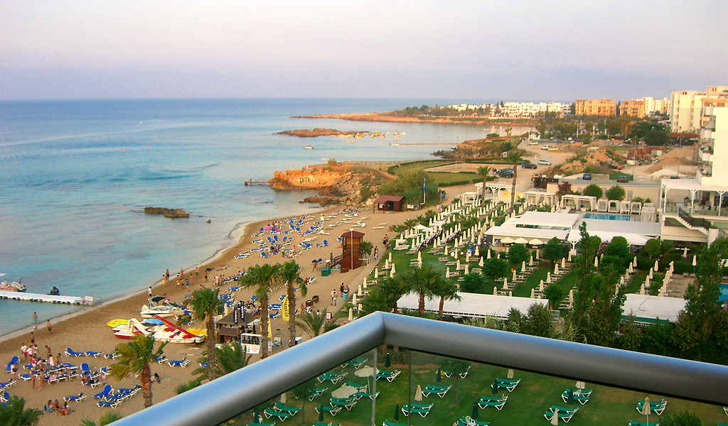 Paralimni villaggio turistico a Cipro / Cipro Informa / Cipro informa