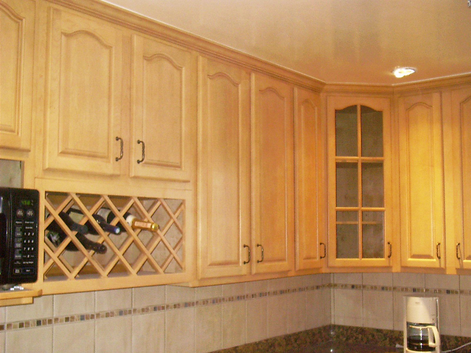 Contemporary Kitchen & Wholesale Priced Kitchen at