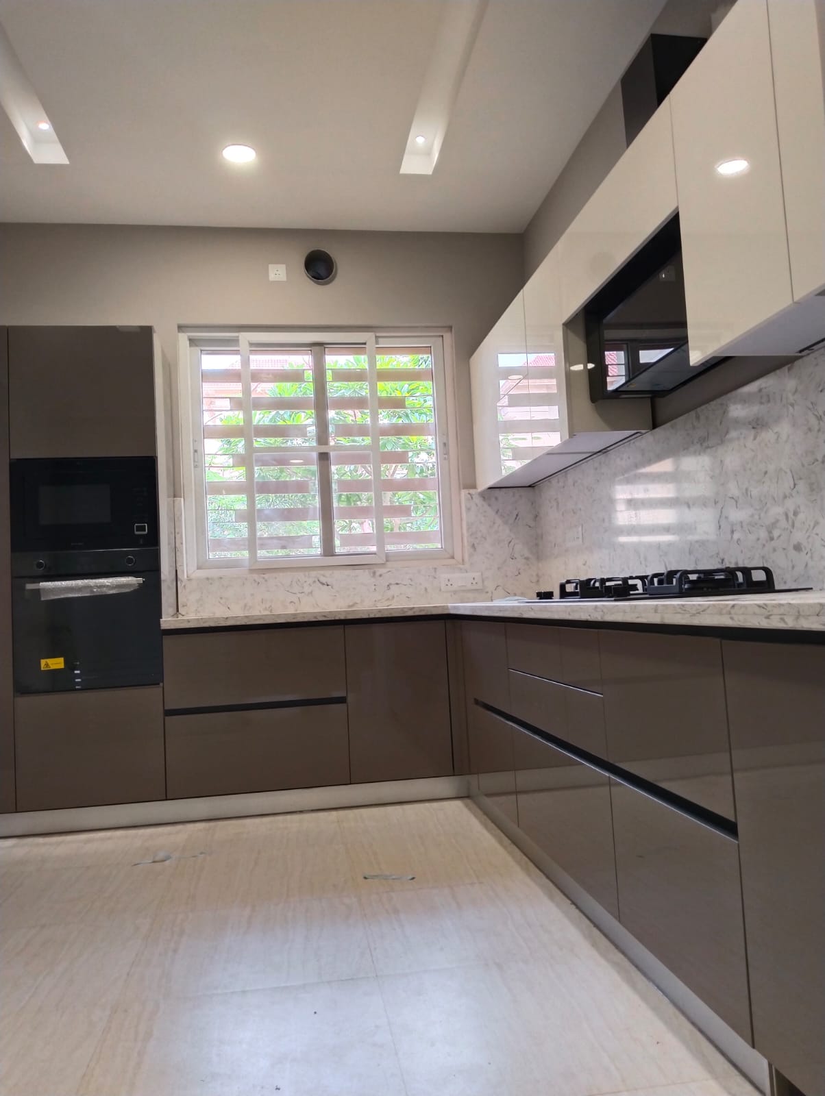 Modular kitchen in Lucknow Get Best Designs at Best Prices