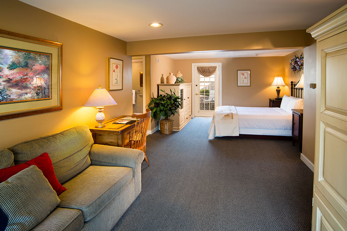 Deluxe Rooms Kitchen Kettle Village