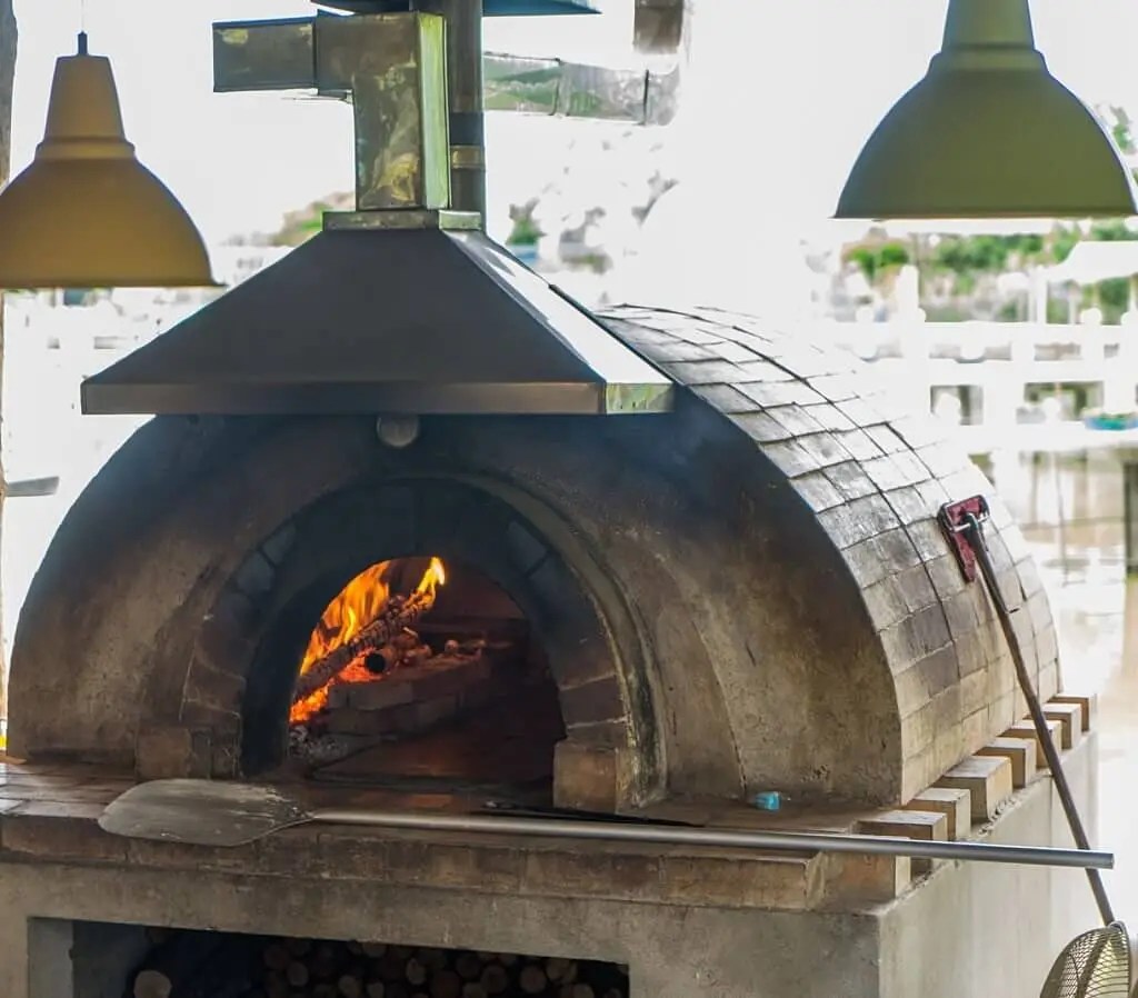 How To Build A Pizza Oven? Easy & Quick Way (2023)