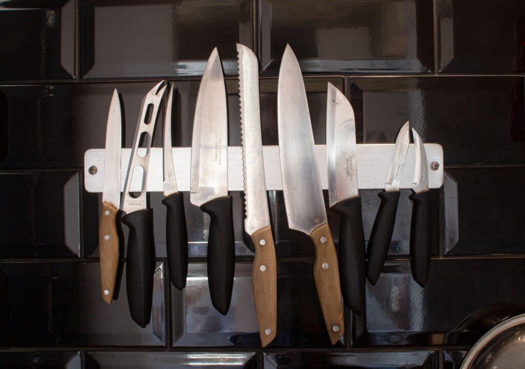 What to look for when buying kitchen knives!