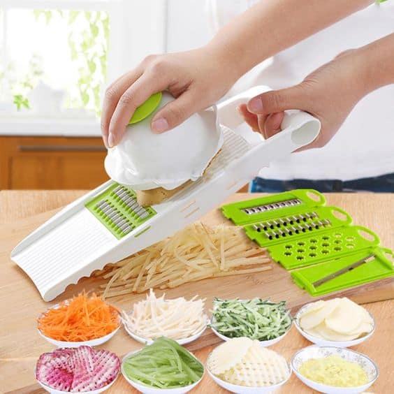 [Best way] How to Use a Mandoline Slicer to Julienne?