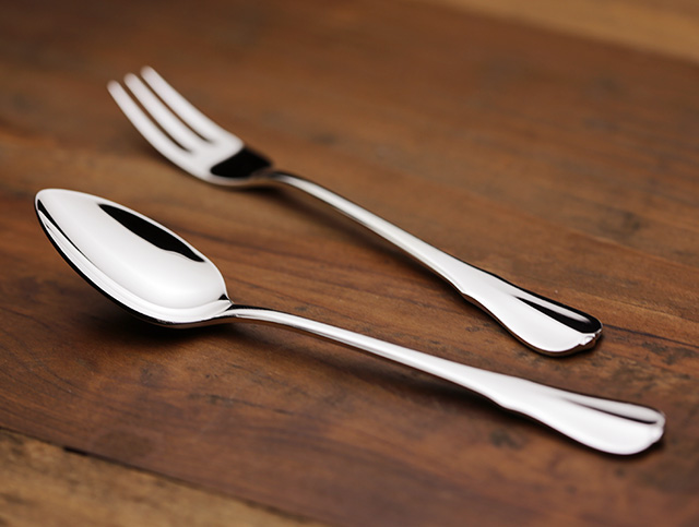 銀食器買取なら骨董・食器專門の日晃堂へ | Nikkoudouブログ 宮内庁御用達】銀食器 最上級の素材を惜しみなく使用した重厚感溢れるシルバーカトラリー
