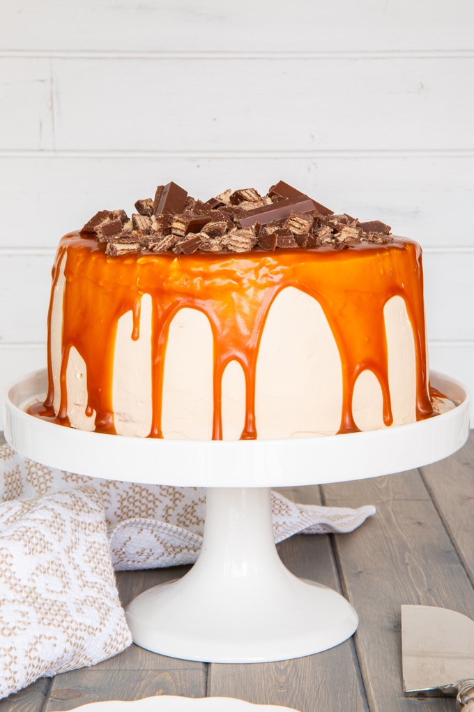 Kit Kat Cake - everyone's favorite chocolate bar turned ...