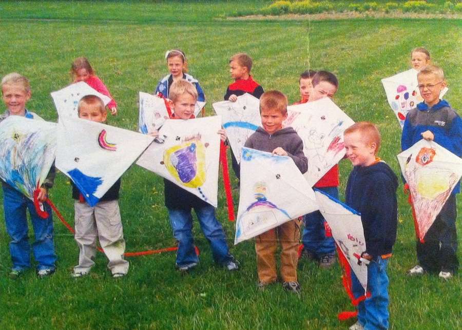 Raffle Kids Diamond Kite Kits AKA American Kitefliers Association