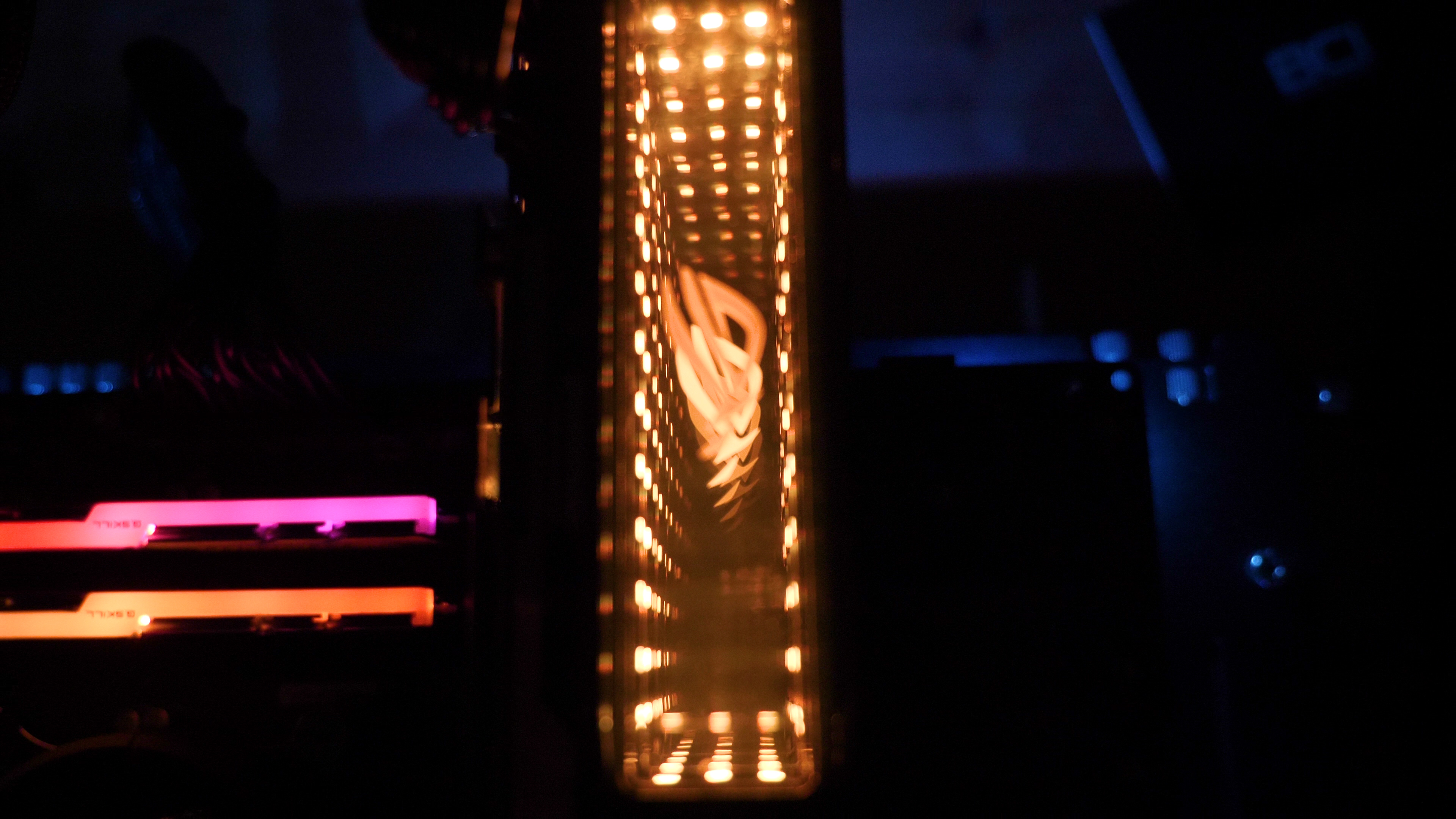Asus ROG Poseidon Platinum GTX 1080 Ti liquid or air cooling