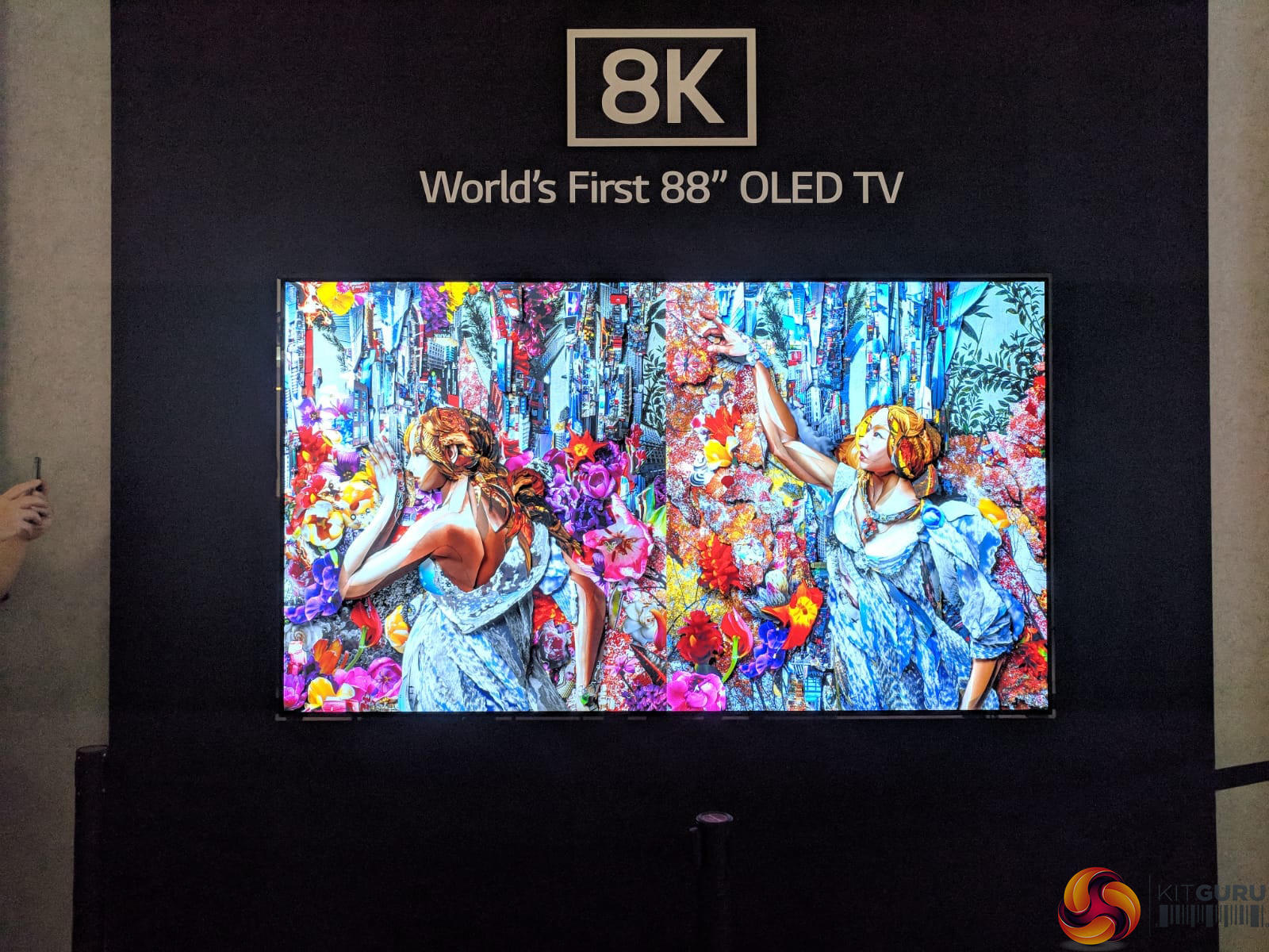 LG TV 8K Wallpaper