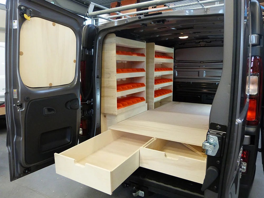 Aménagement bois avec galerie Renault Trafic