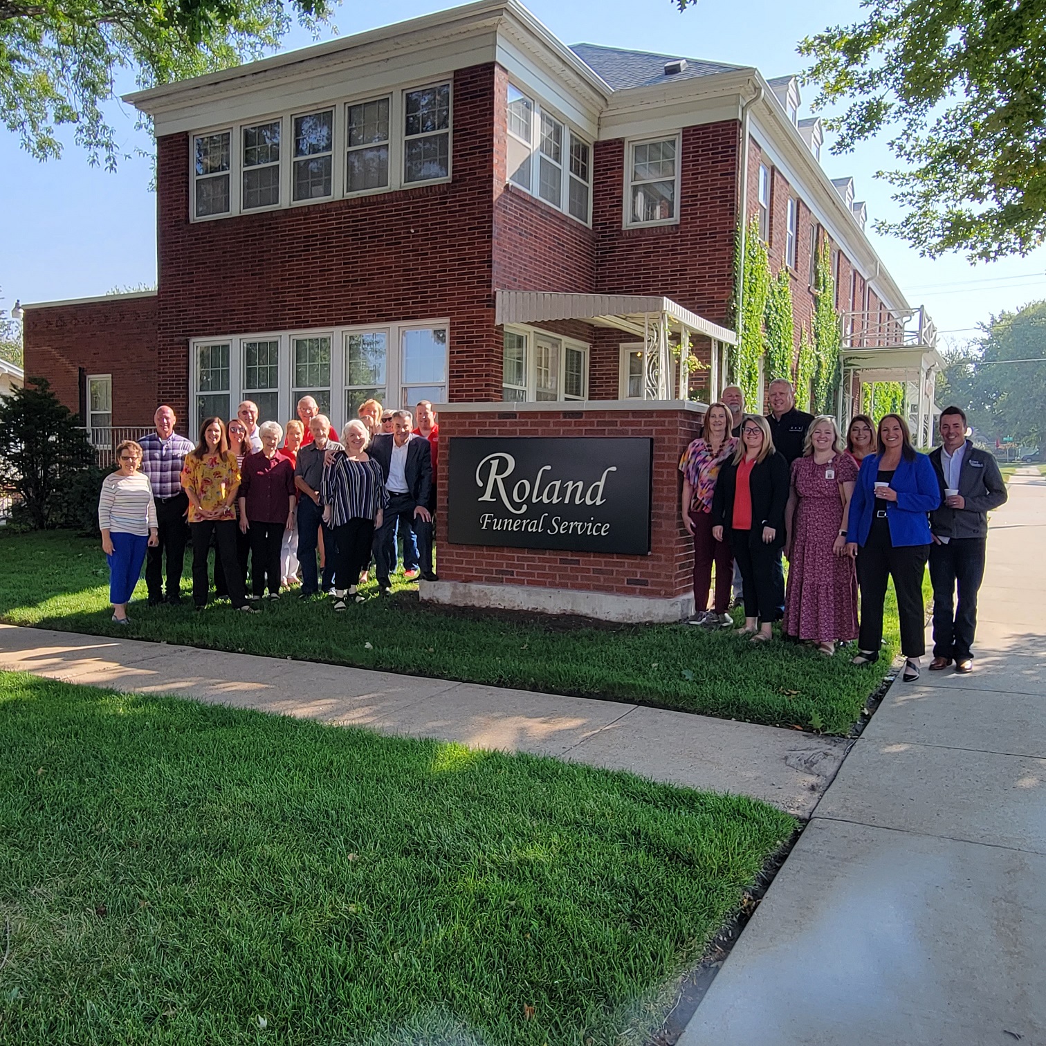 Atlantic Area Chamber Ambassadors Celebrate with Roland Funeral Service