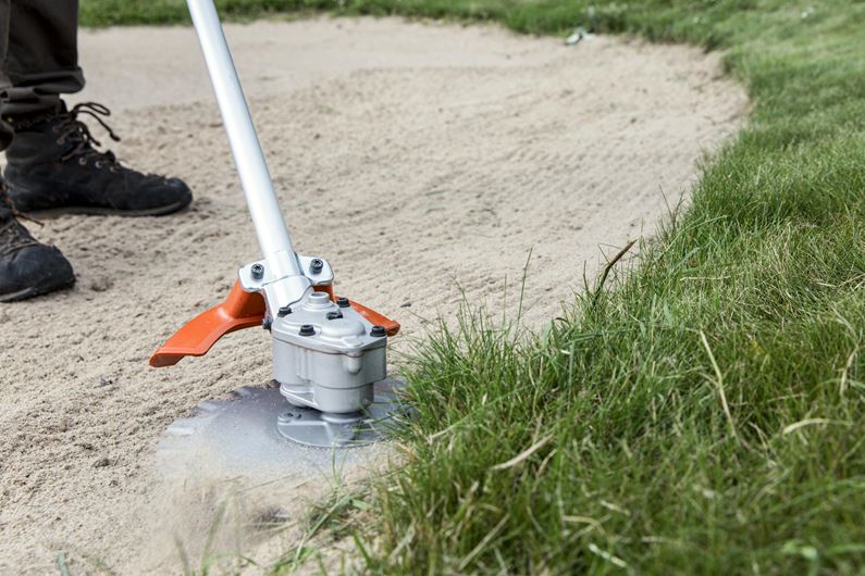 HUSQVARNA BRUSH CUTTER MULTI TOOL 524LK SHOWN ATTACHMENTS PURCHASE SEPARATELY Kilsyth Mower