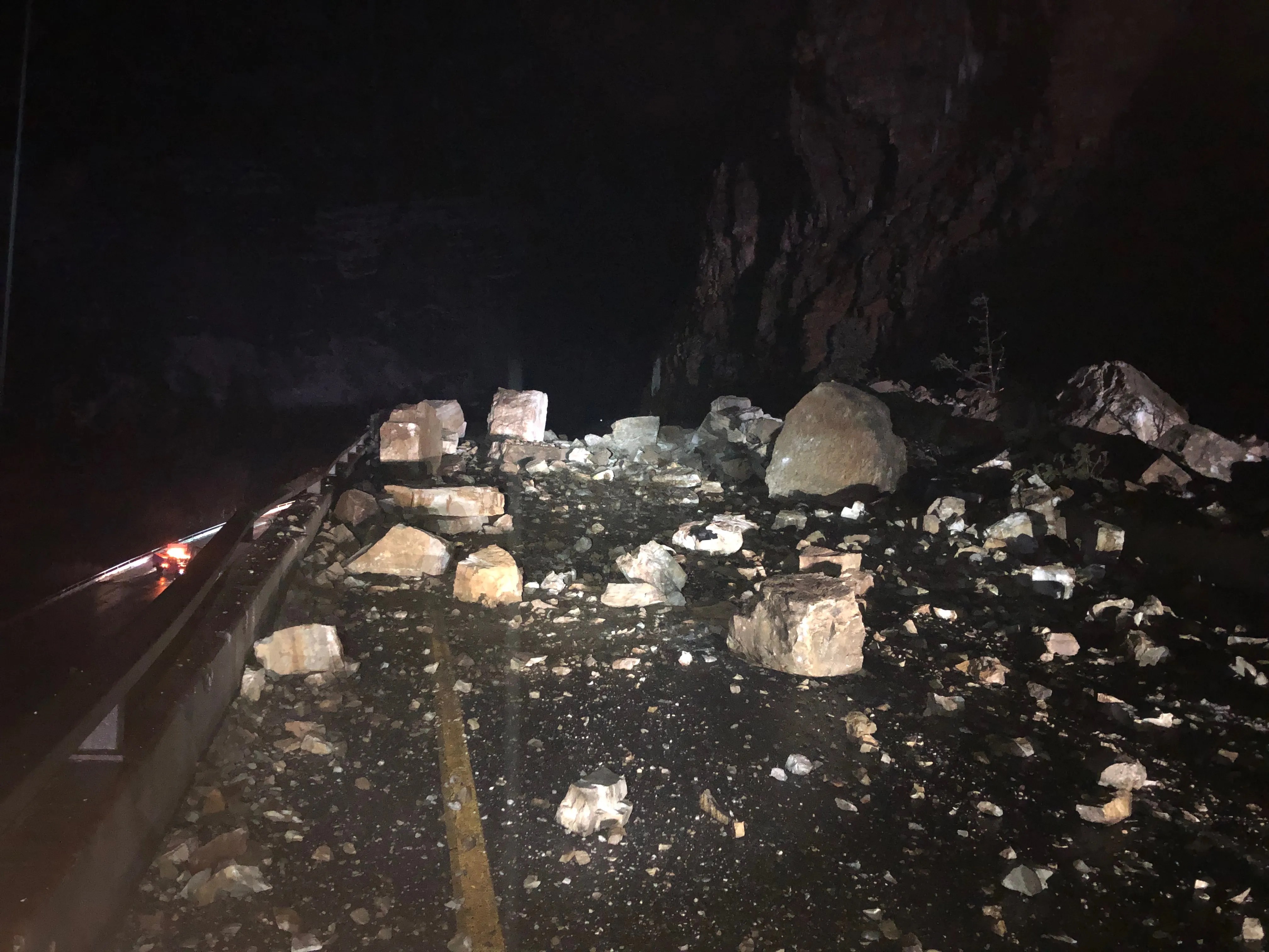 I70 Glenwood Canyon Closure Your Brand of Country, KMTS