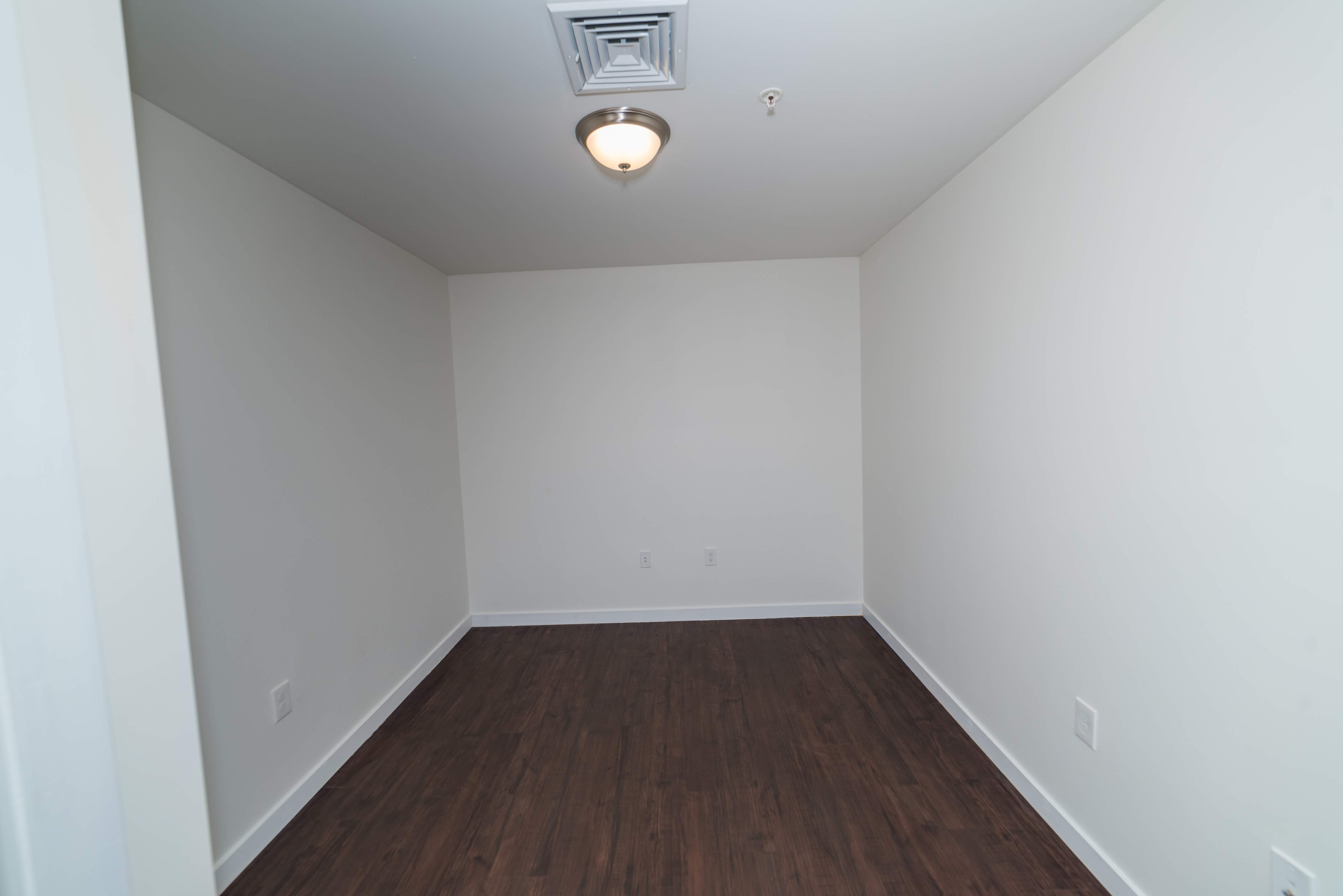 to Knights Apartments Gallery