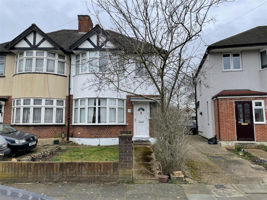 Sussex Avenue, Isleworth, 3 bedroom, House SemiDetached