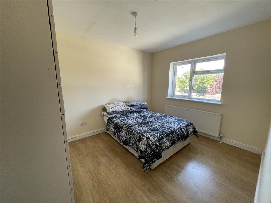 Great West Road, Hounslow, 1 bedroom, House