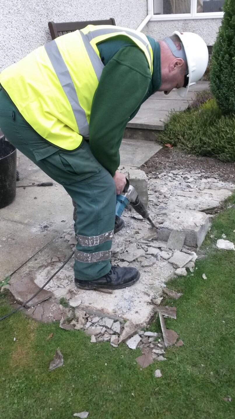 replacementoiltankinstallation2 Knockbracken Oil Tanks