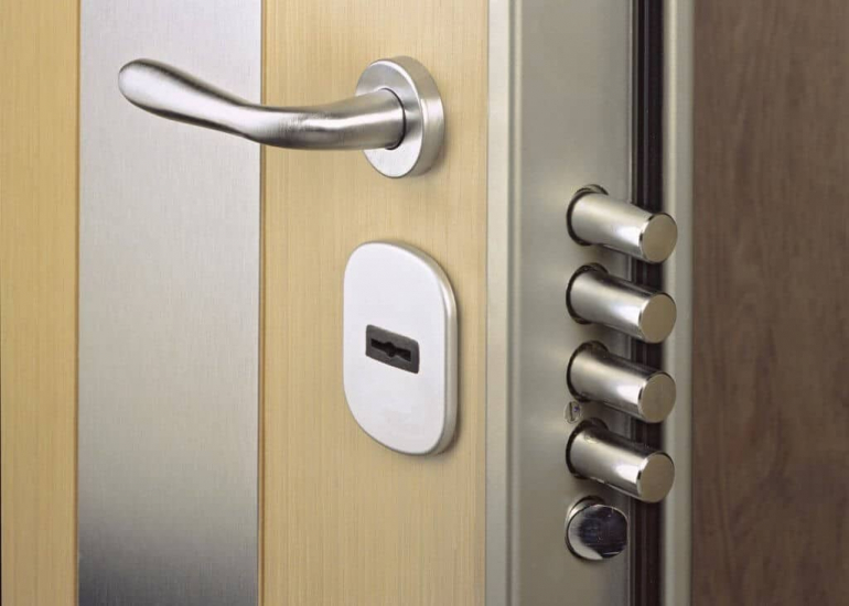 How To Choose The Right Front Door Handles