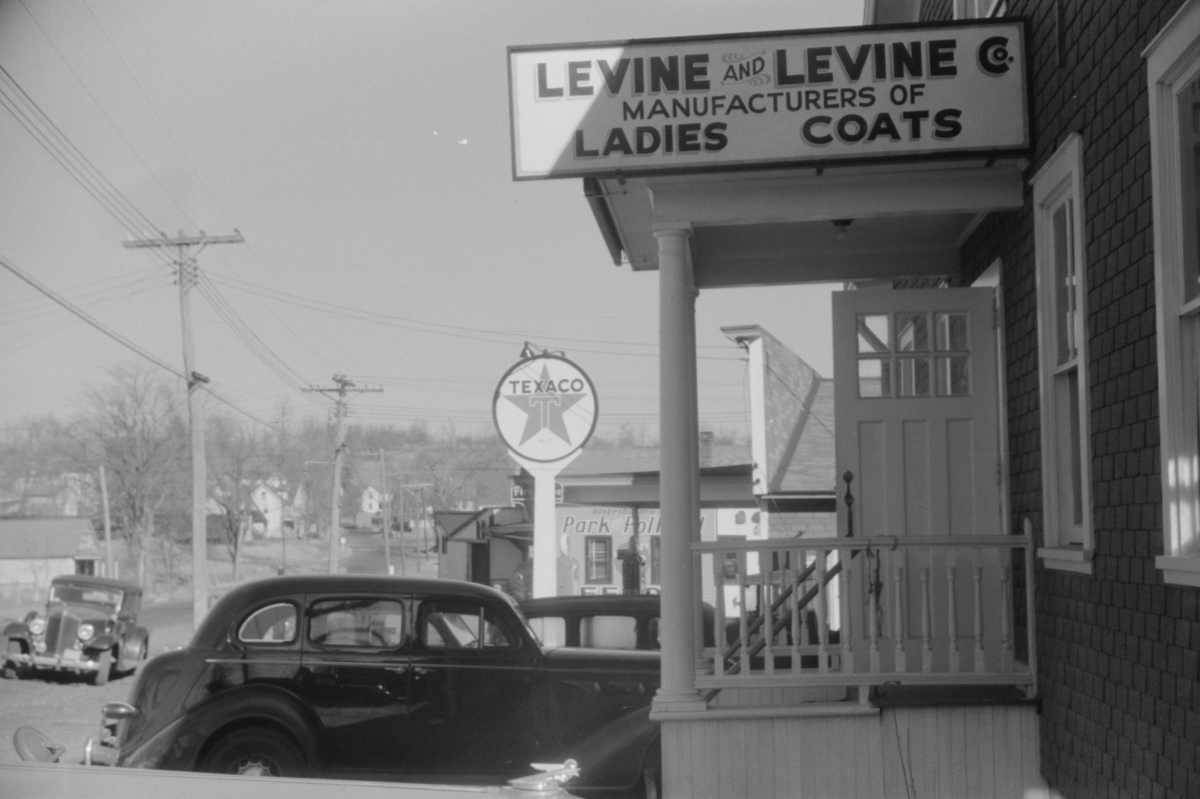 Fascinating Pictures of Colchester Connecticut in the 1940's KNOWOL