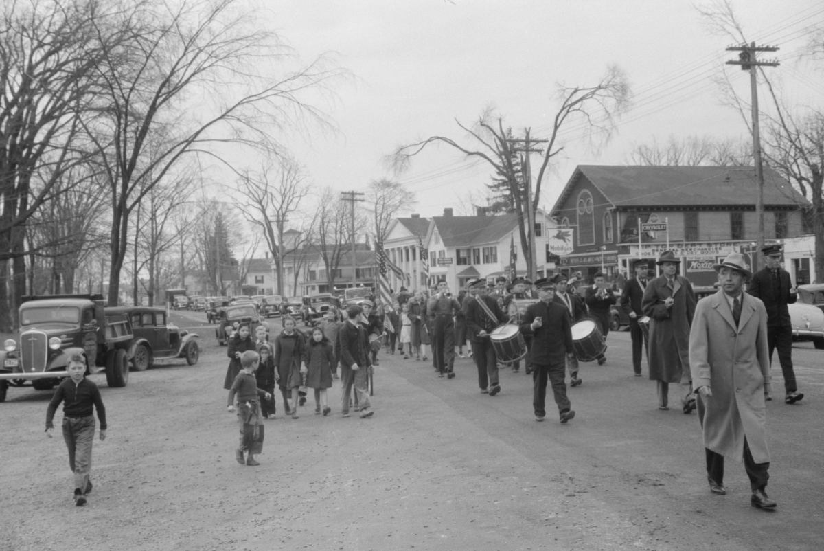 Fascinating Pictures of Colchester Connecticut in the 1940's KNOWOL