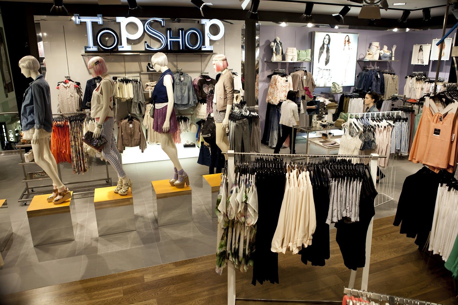 aux Galeries Lafayette pour un pop up store