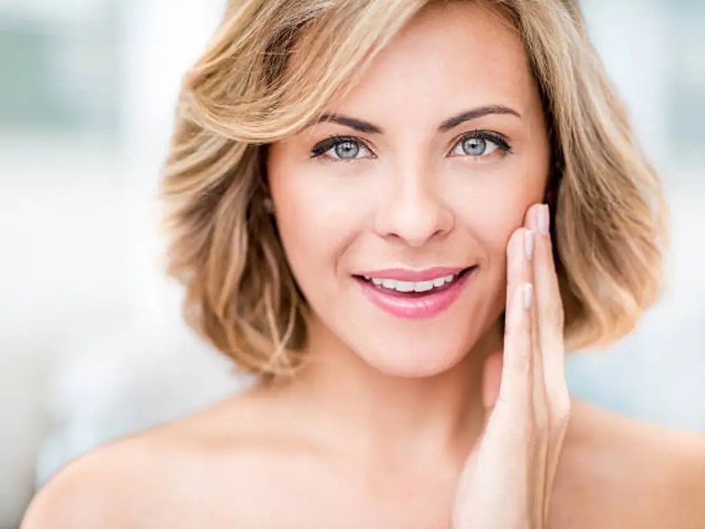 Radio Frequency vs Red Light Therapy The Ultimate FaceOff konmison