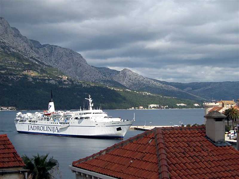 Ferry Liburnija in Korcula