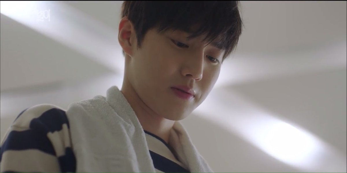 Fans can't get over EXO Suho's visuals in the "Star of the