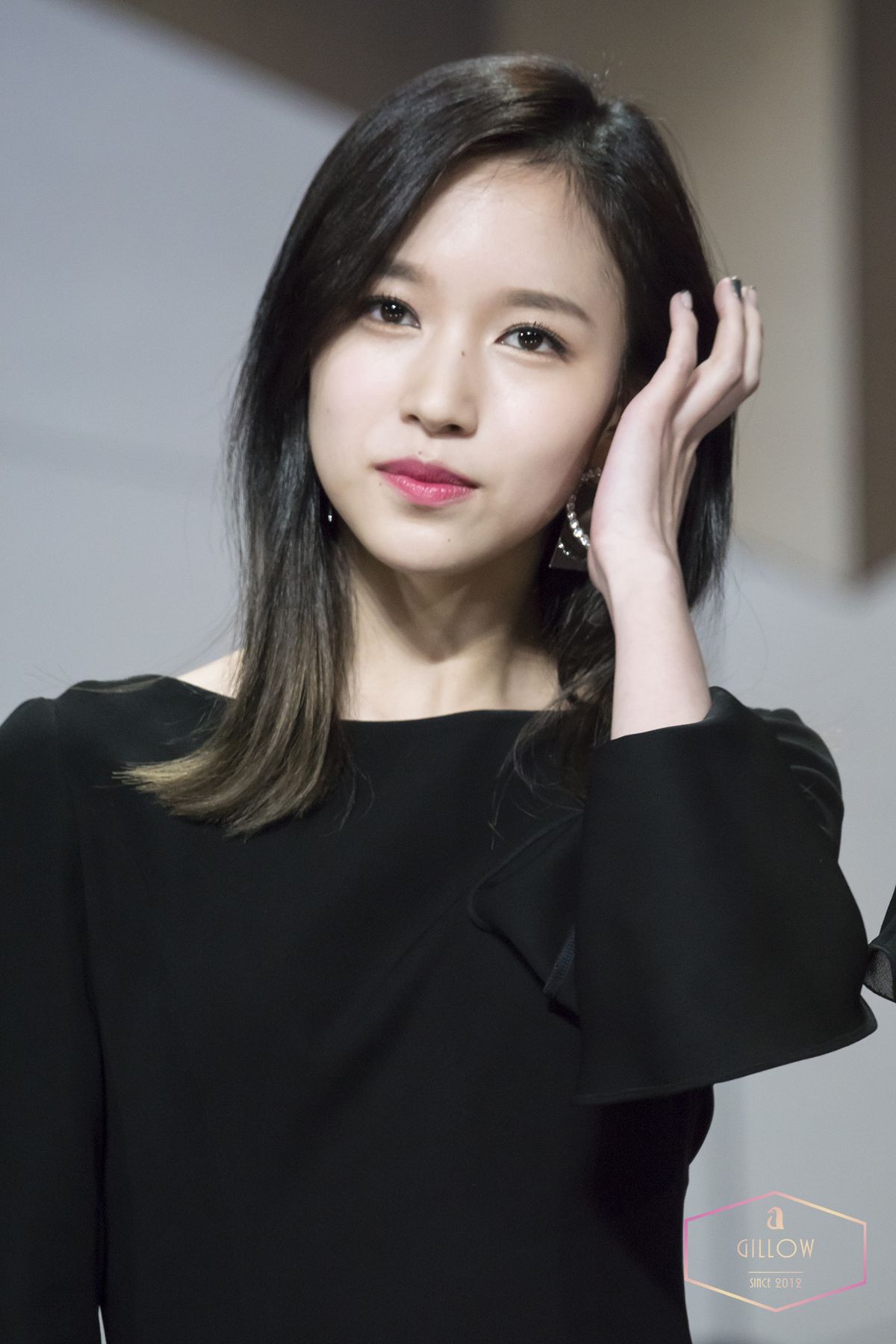 TWICE's Mina Is Basically A ModernDay Princess Koreaboo