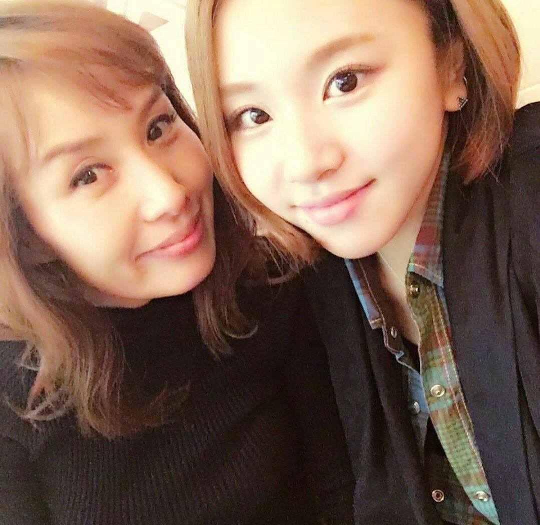 Meet The Only Women More Beautiful Than TWICE Their Mothers Koreaboo