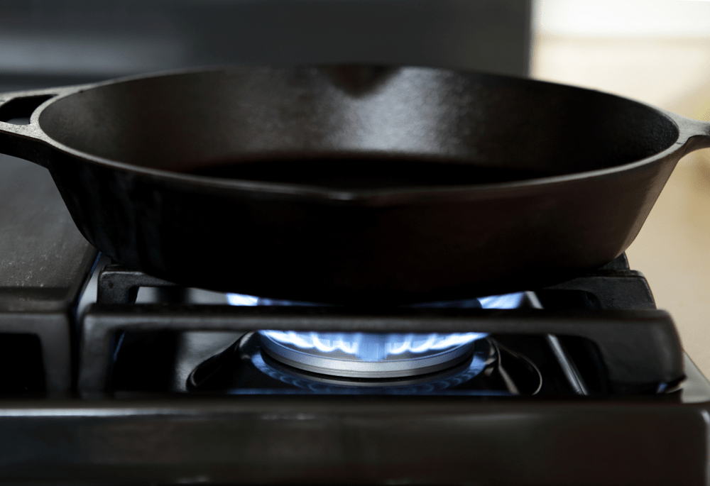 Cooking In Cast Iron Pans Why And How? Articles