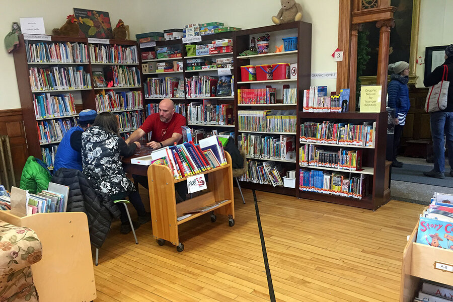 Perpustakaan ini terletak di atas garis sempadan ASKanada Kosmo Digital